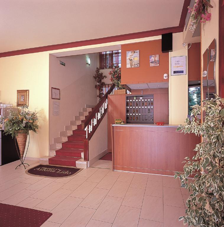 Hotel Astoria Lido Sirmione Exterior foto